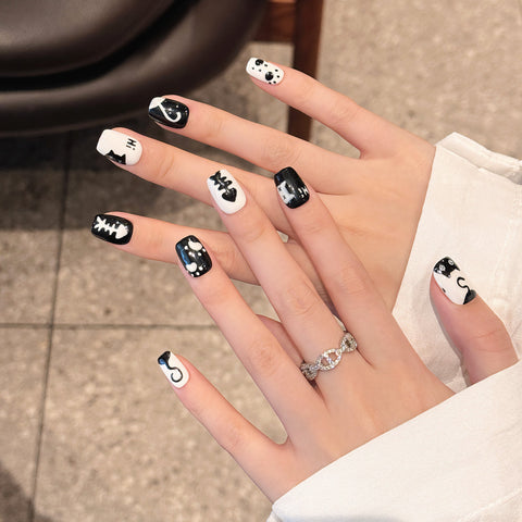 Monochrome